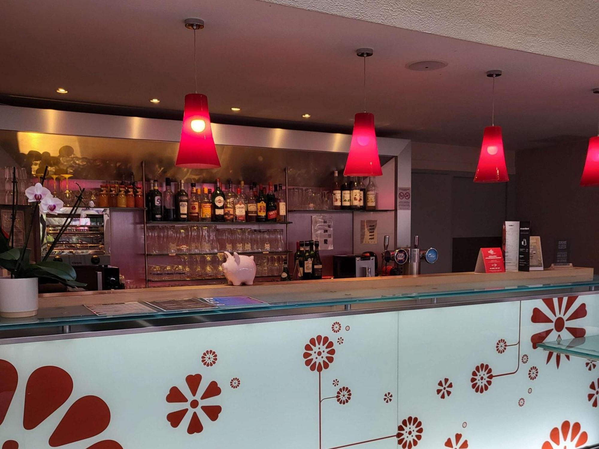 Hotel ibis Saintes Exterior foto